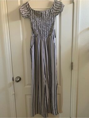Justify Blue & White Vertical Striped Off-Shoulder Wide-Leg Jumpsuit size Small